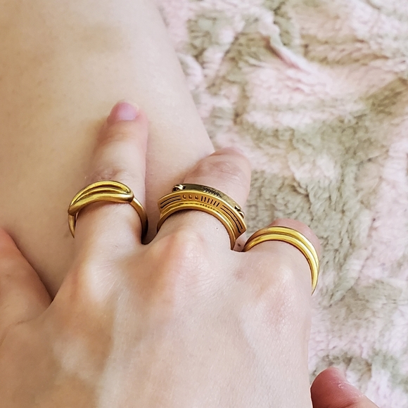 Madewell Rings - Picture 4 of 5